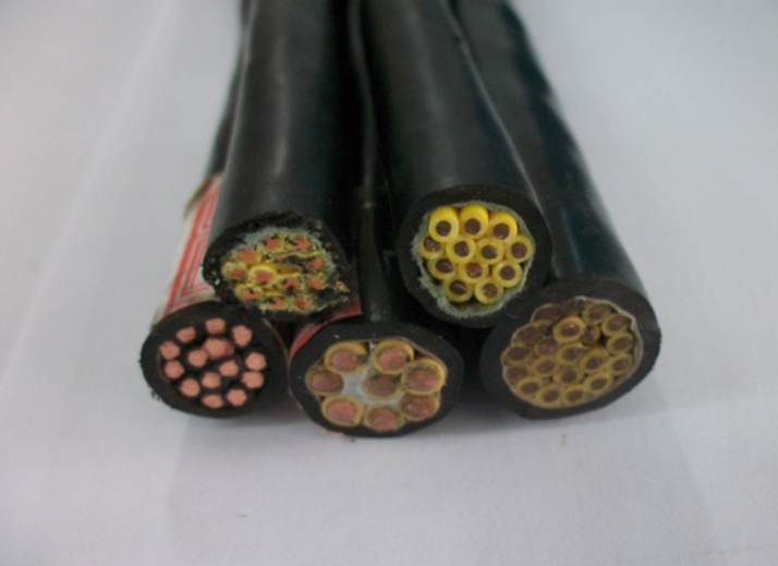 雙菱電纜廠家為大家整理一下電線電纜的型號、規(guī)格和實用效果.jpg
